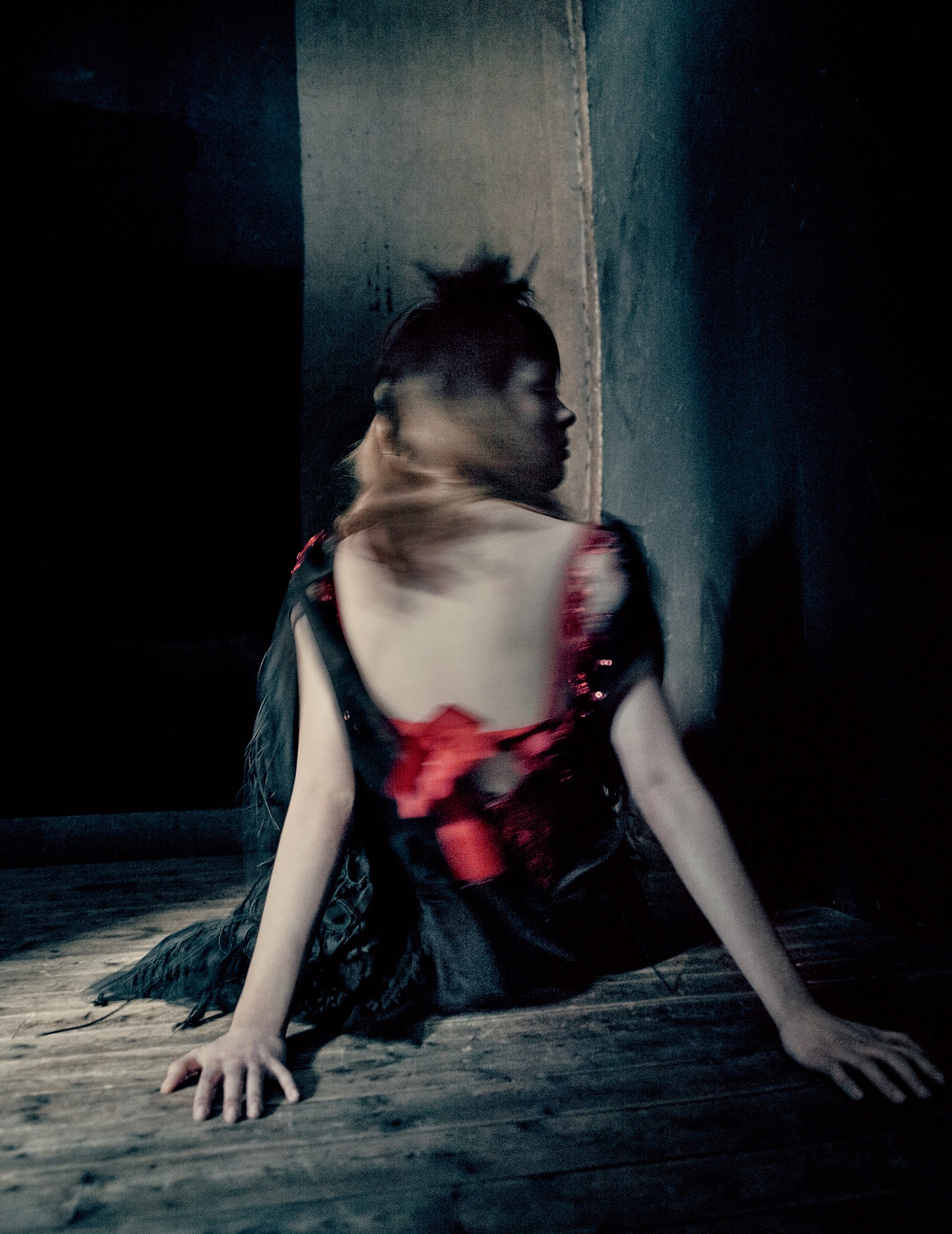 AN32_COV3_M3_Mia_Goth_06